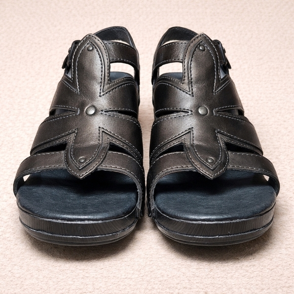 Dansko Nina Floral Cutout Wedge Sandals | Black Graphite Leather | EU 39 - Picture 5 of 12